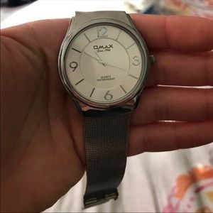 Omax Watch